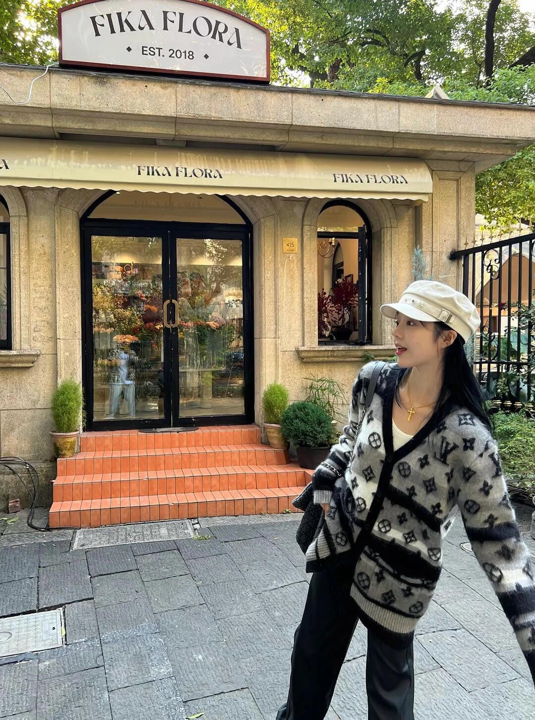 LuxluxHouse Best Quality Clothes Hoodie & Sweater Louis Vuitton