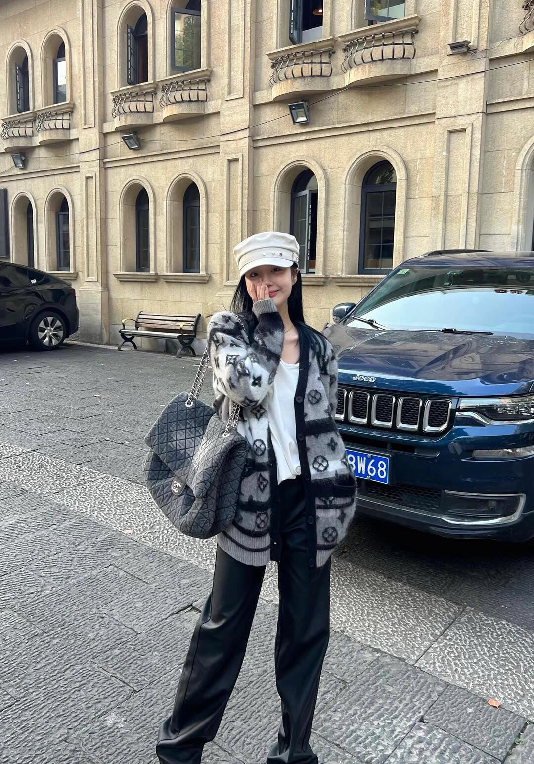 LuxluxHouse Best Quality Clothes Hoodie & Sweater Louis Vuitton