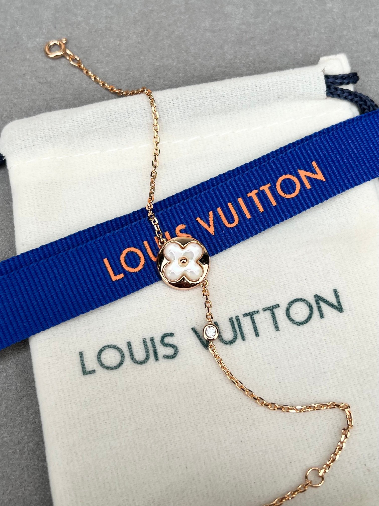 LuxluxHouse Best Quality Accessories Bracelet Louis Vuitton