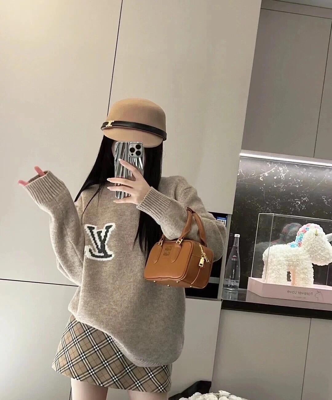 LuxluxHouse Best Quality Clothes Hoodie & Sweater Louis Vuitton