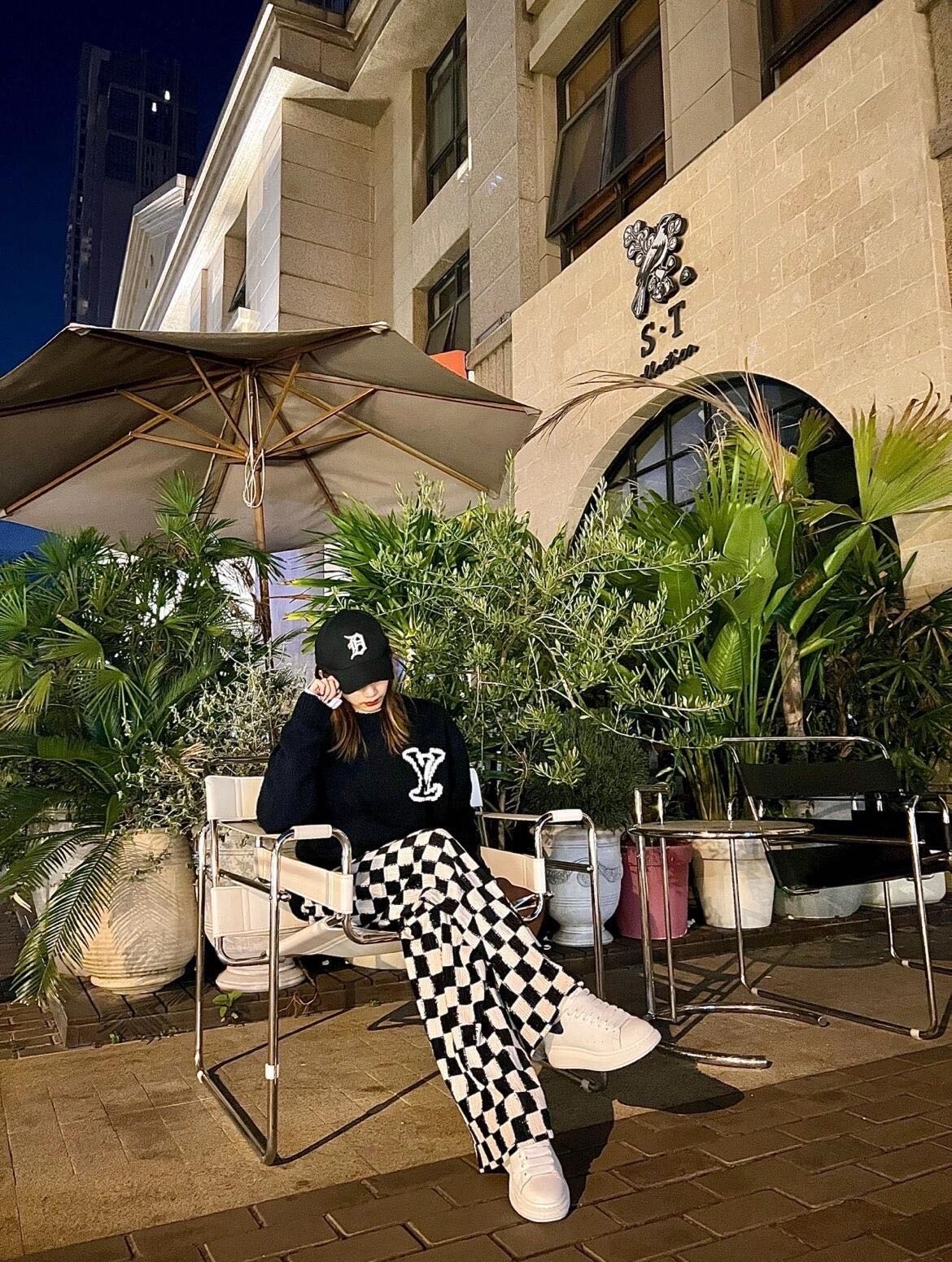 LuxluxHouse Best Quality Clothes Hoodie & Sweater Louis Vuitton