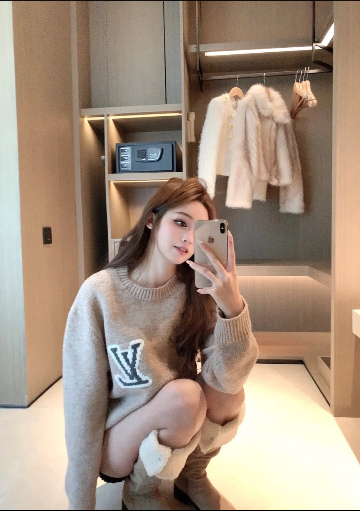 LuxluxHouse Best Quality Clothes Hoodie & Sweater Louis Vuitton