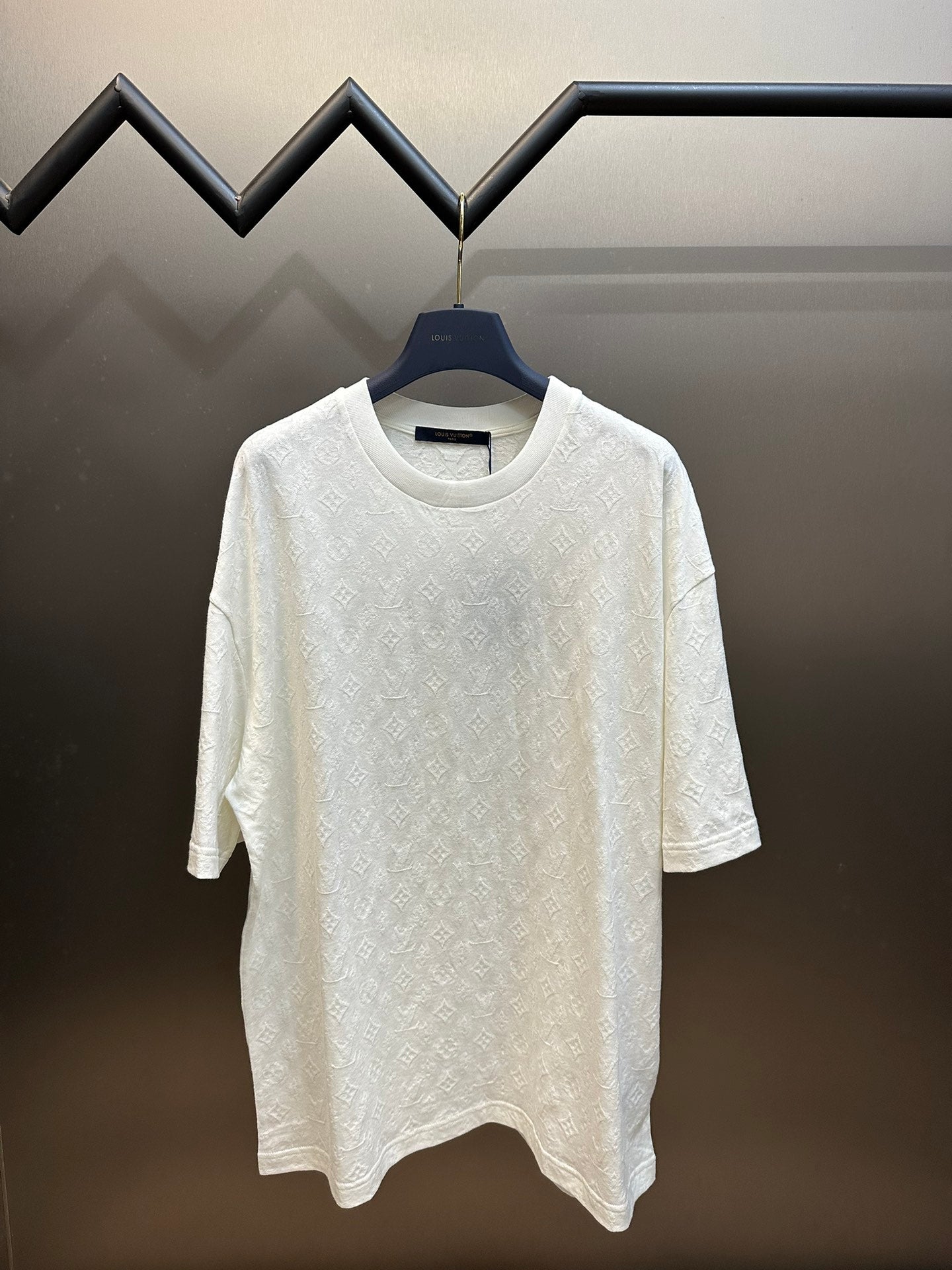 LuxluxHouse Louis Vuitton T-shirt NO.4