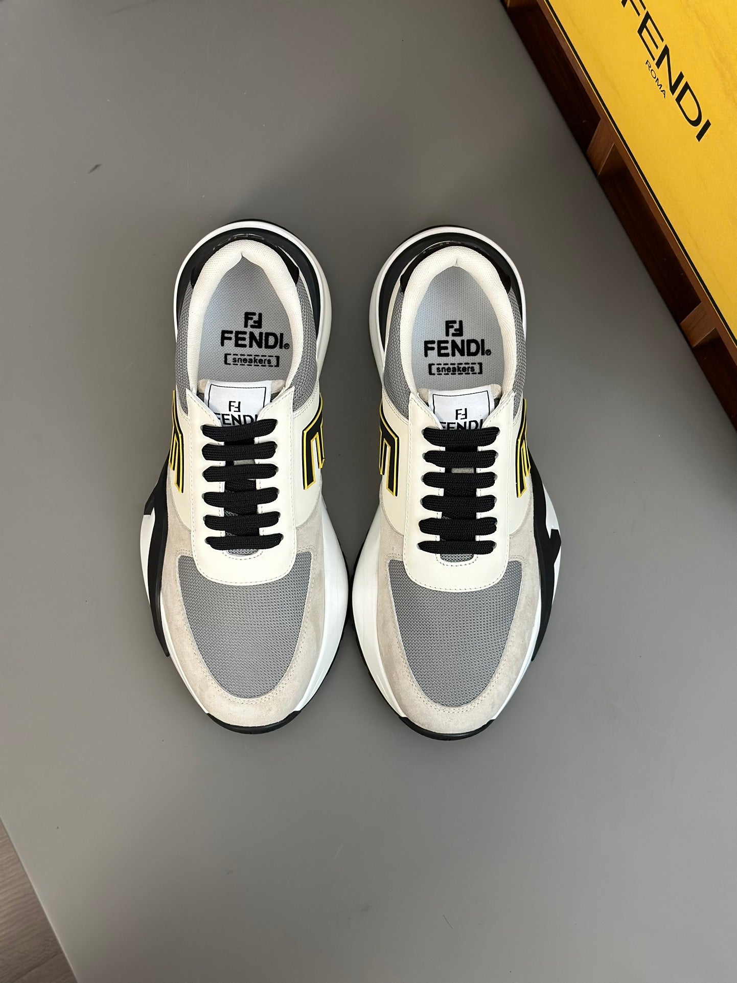 LuxluxHouse Best Quality Shoes Fendi