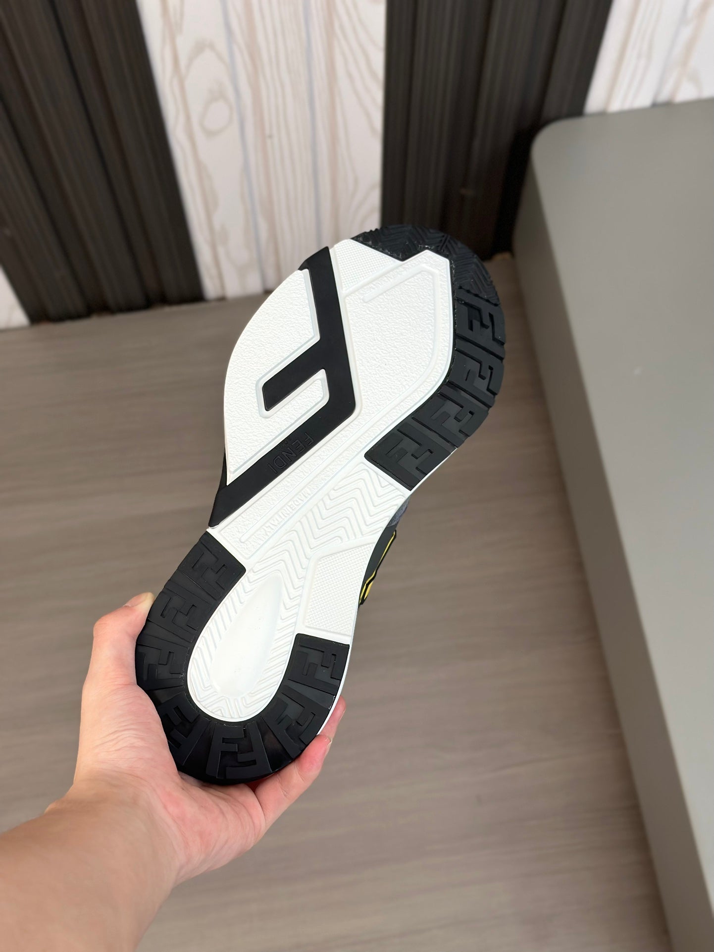 LuxluxHouse Best Quality Shoes Fendi
