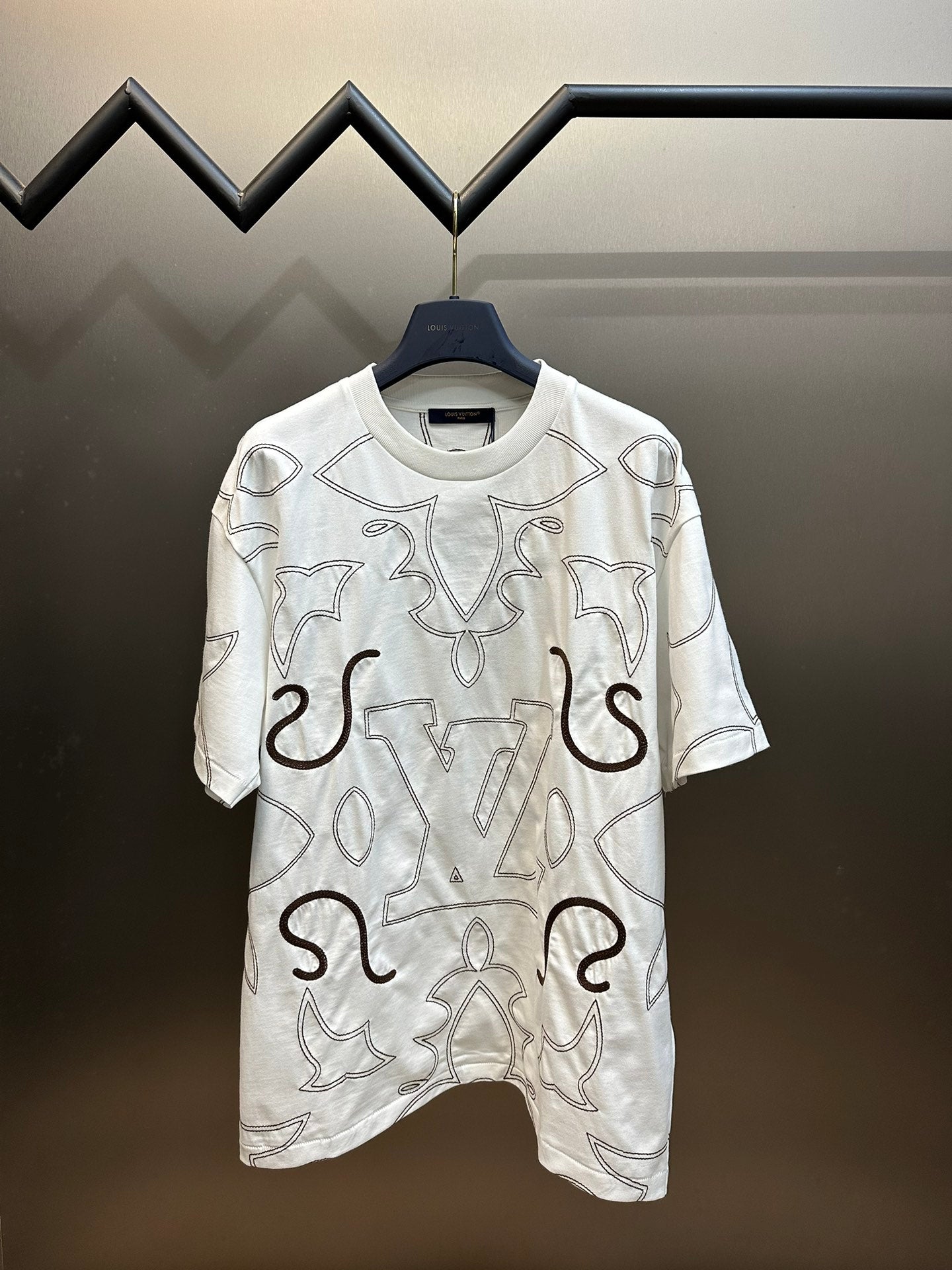 LuxluxHouse Louis Vuitton T-shirt NO.4