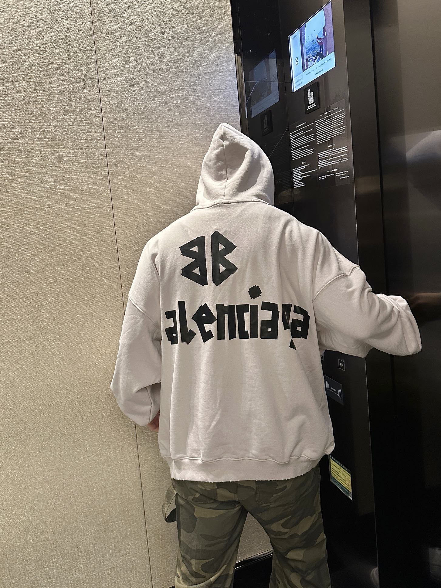 LuxluxHouse Best Quality Clothes Balenciaga Coats & Jackets