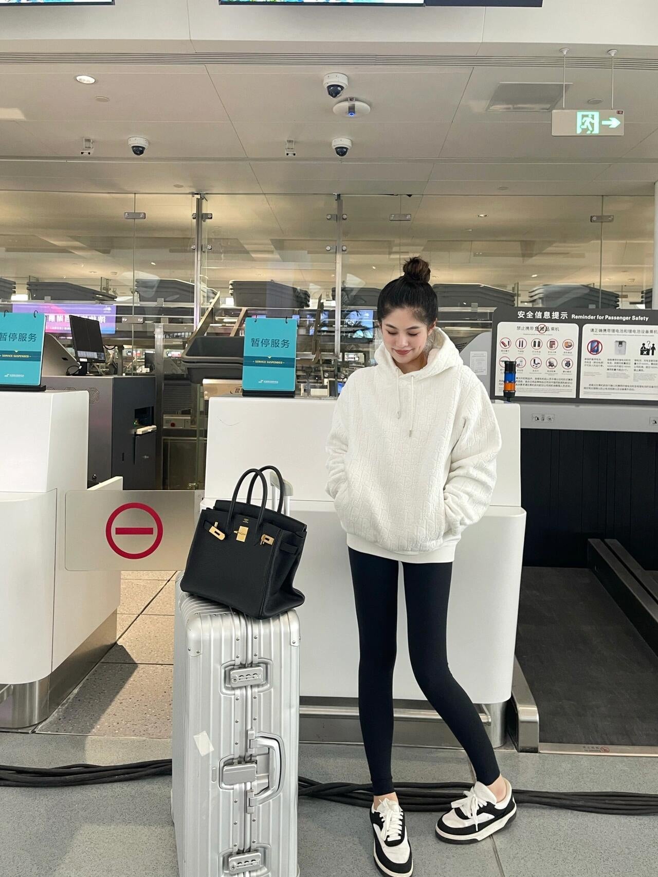 LuxluxHouse Best Quality Clothes Hoodie & Sweater Dior