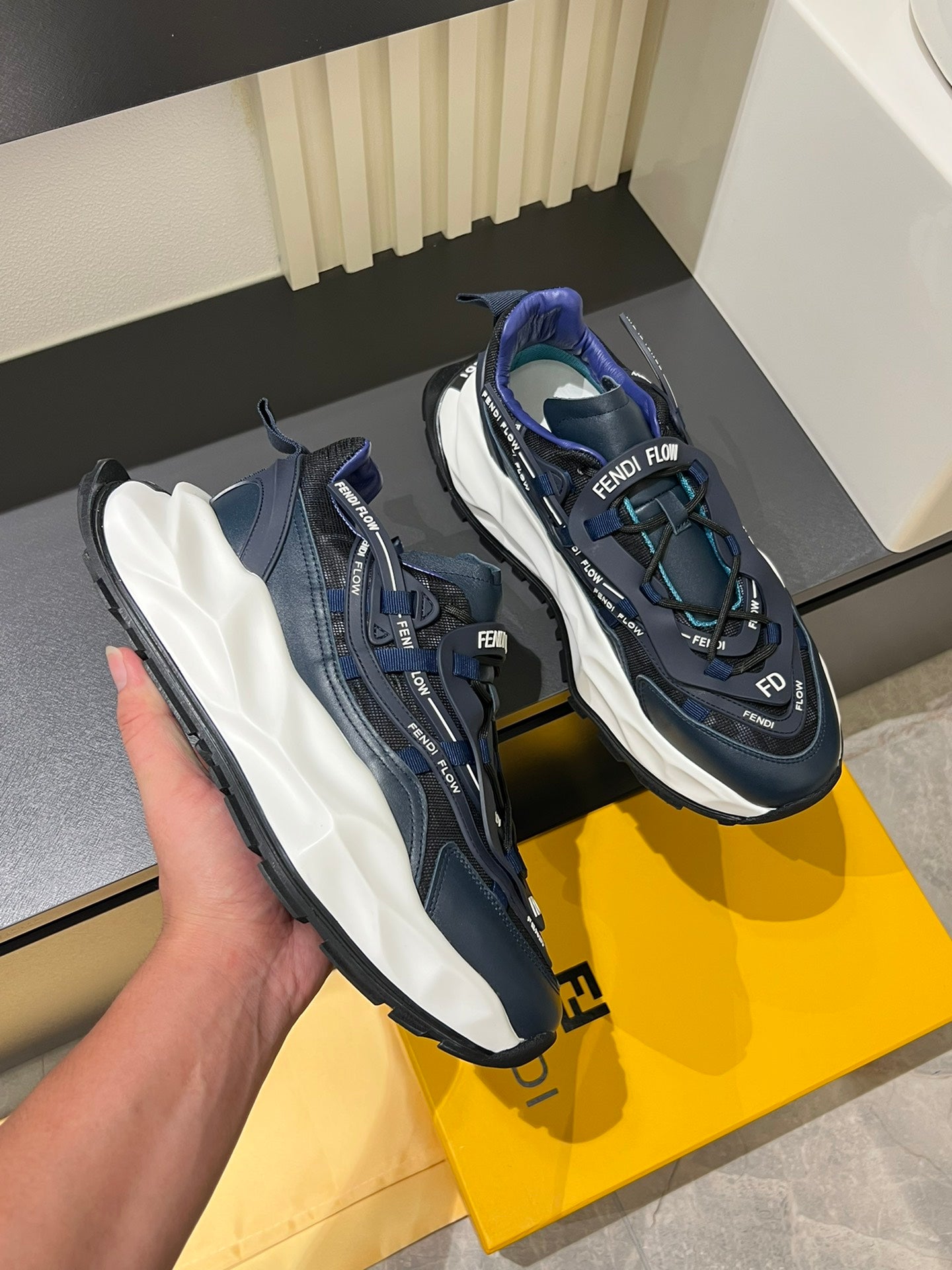 LuxluxHouse Best Quality Shoes Fendi