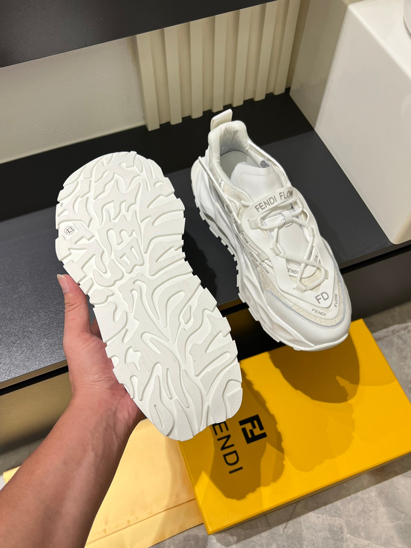 LuxluxHouse Best Quality Shoes Fendi