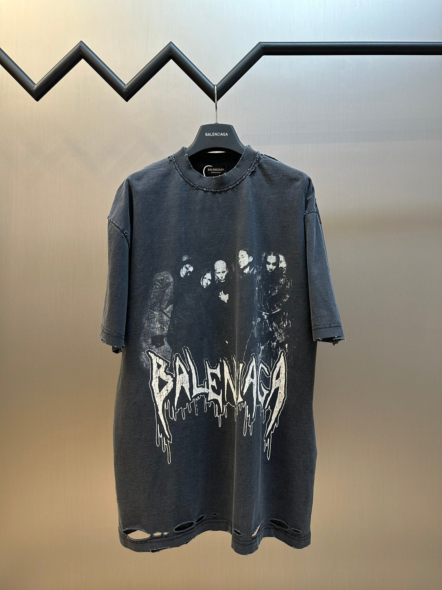 LuxluxHouse Balenciaga T-shirt NO.2