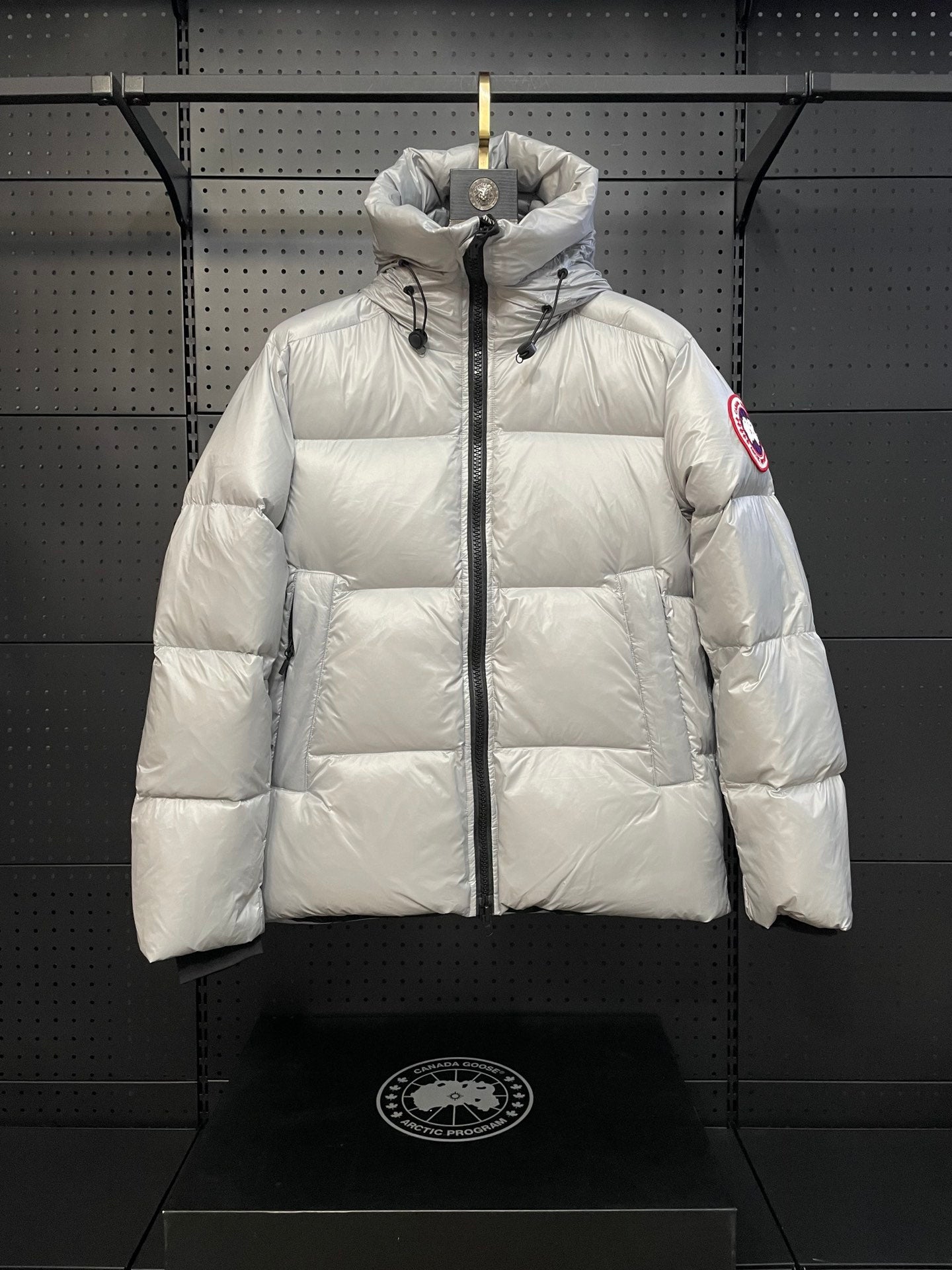 Canada Goose Coats & Jackets