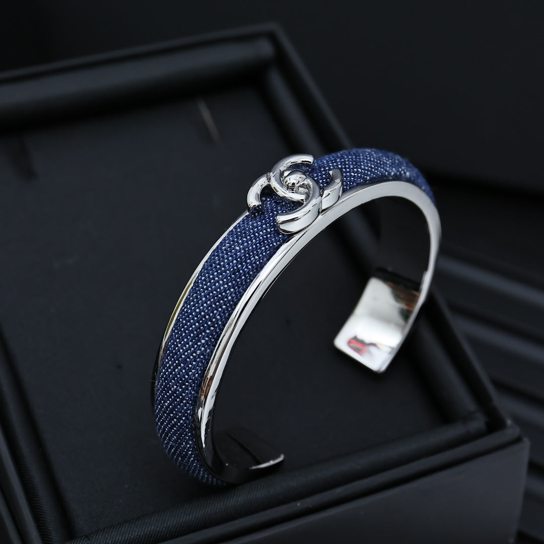 LuxluxHouse Best Quality Accessories Bracelet Bracelet Earrings Chanel Earrings