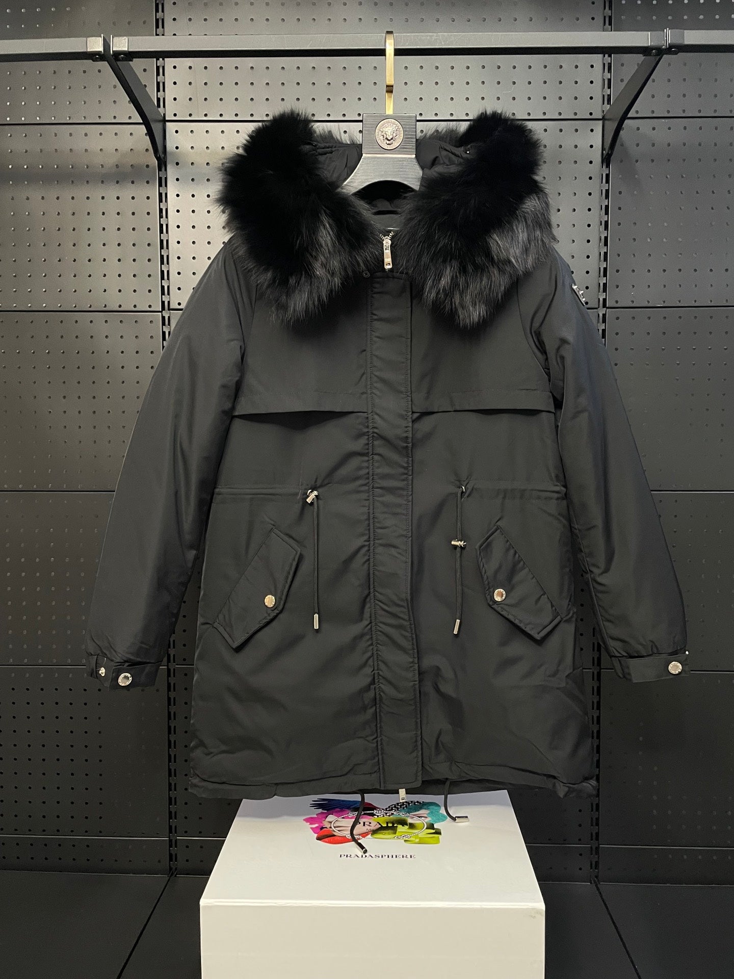 LuxluxHouse Prada Coats & Jackets NO.3