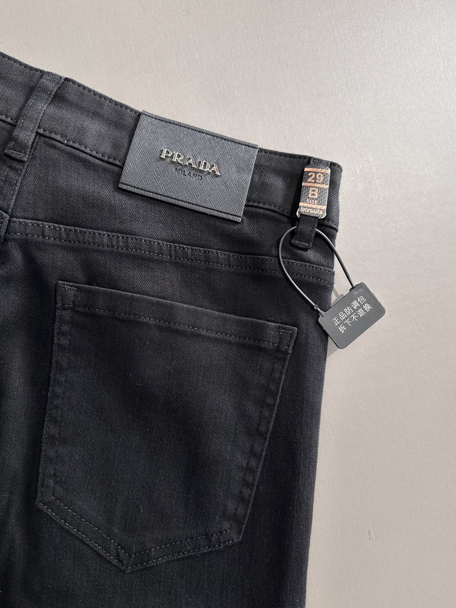 LuxluxHouse Best Quality Clothes Pants Prada
