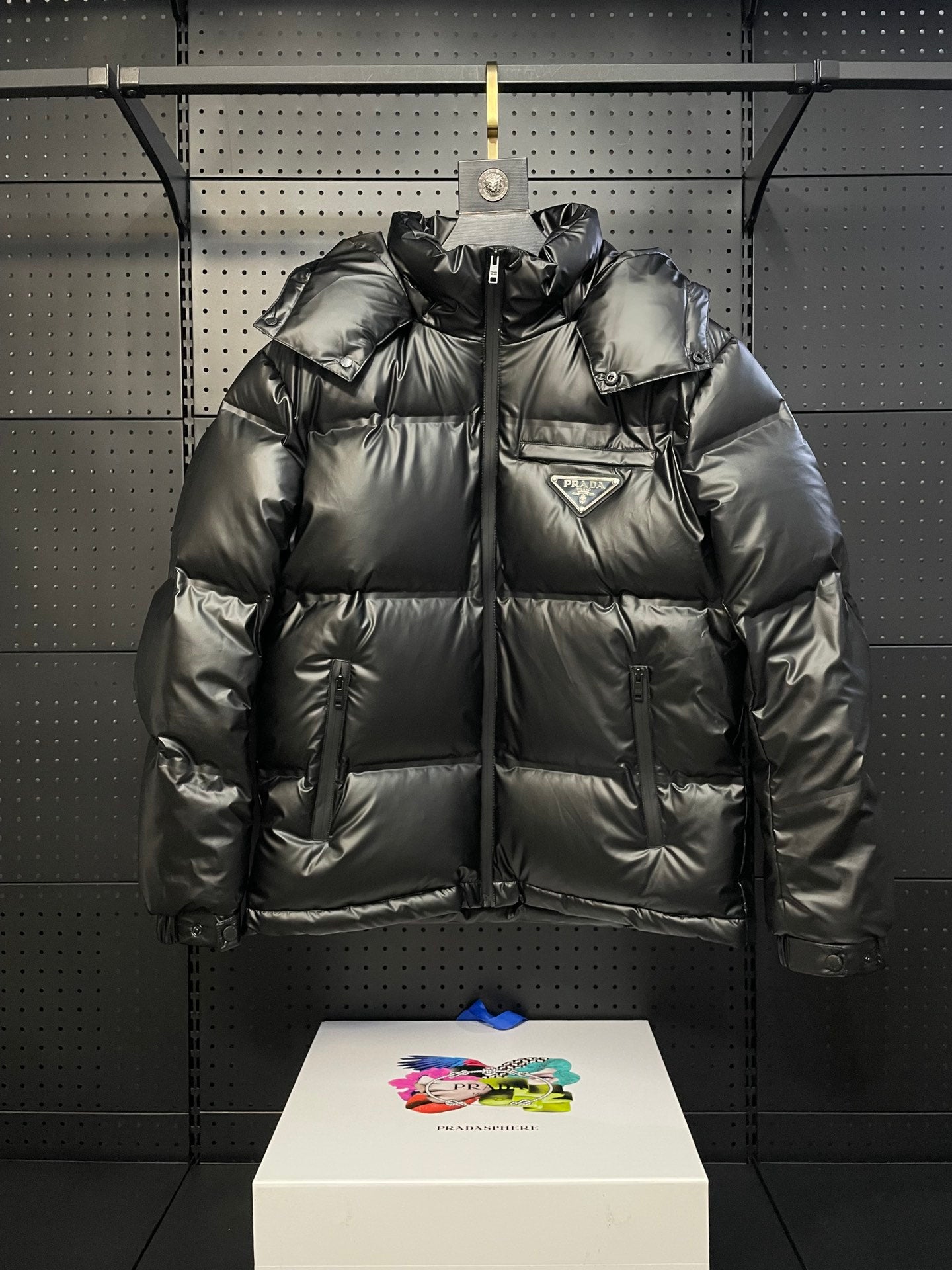 LuxluxHouse Prada Coats & Jackets NO.3