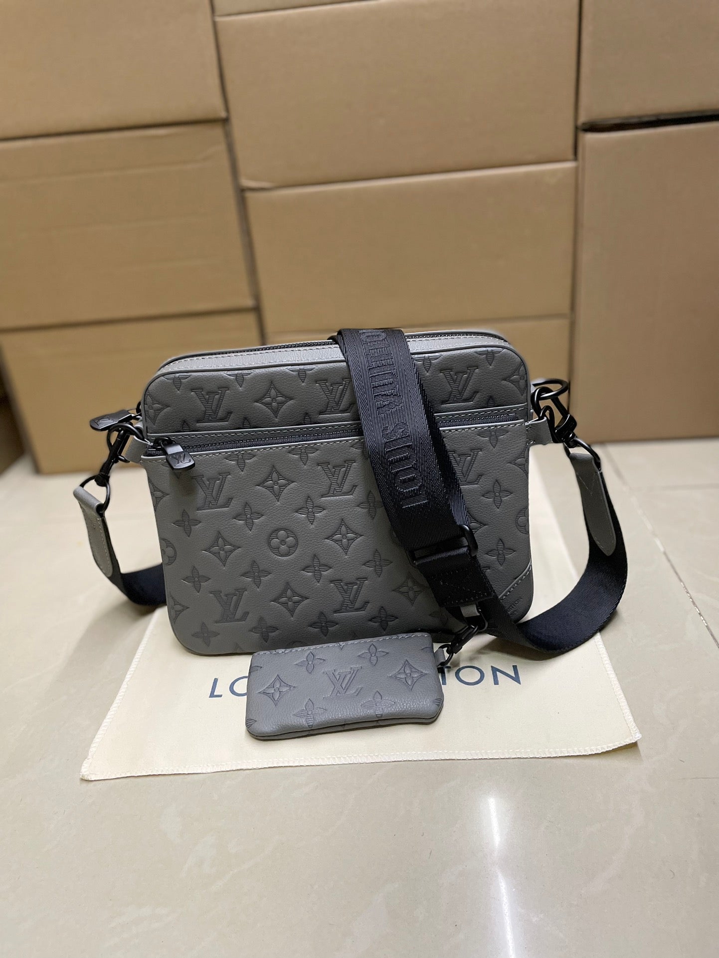 LuxluxHouse Best Quality Bags Louis Vuitton Women Men