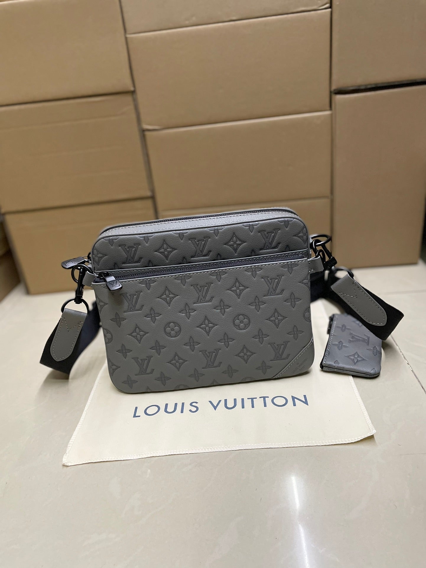 LuxluxHouse Best Quality Bags Louis Vuitton Women Men