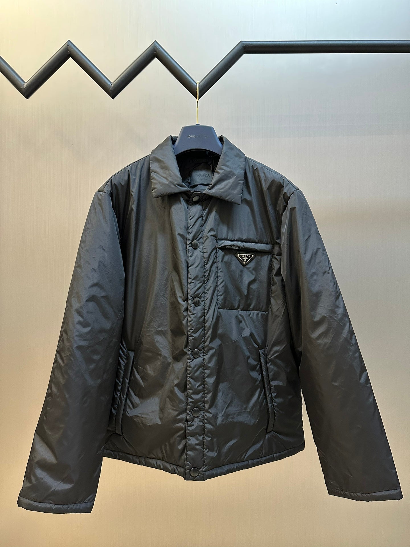 LuxluxHouse Prada Coats & Jackets NO.1