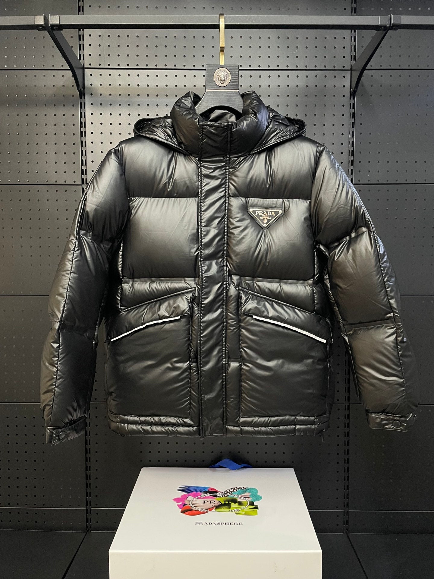 LuxluxHouse Prada Coats & Jackets NO.3