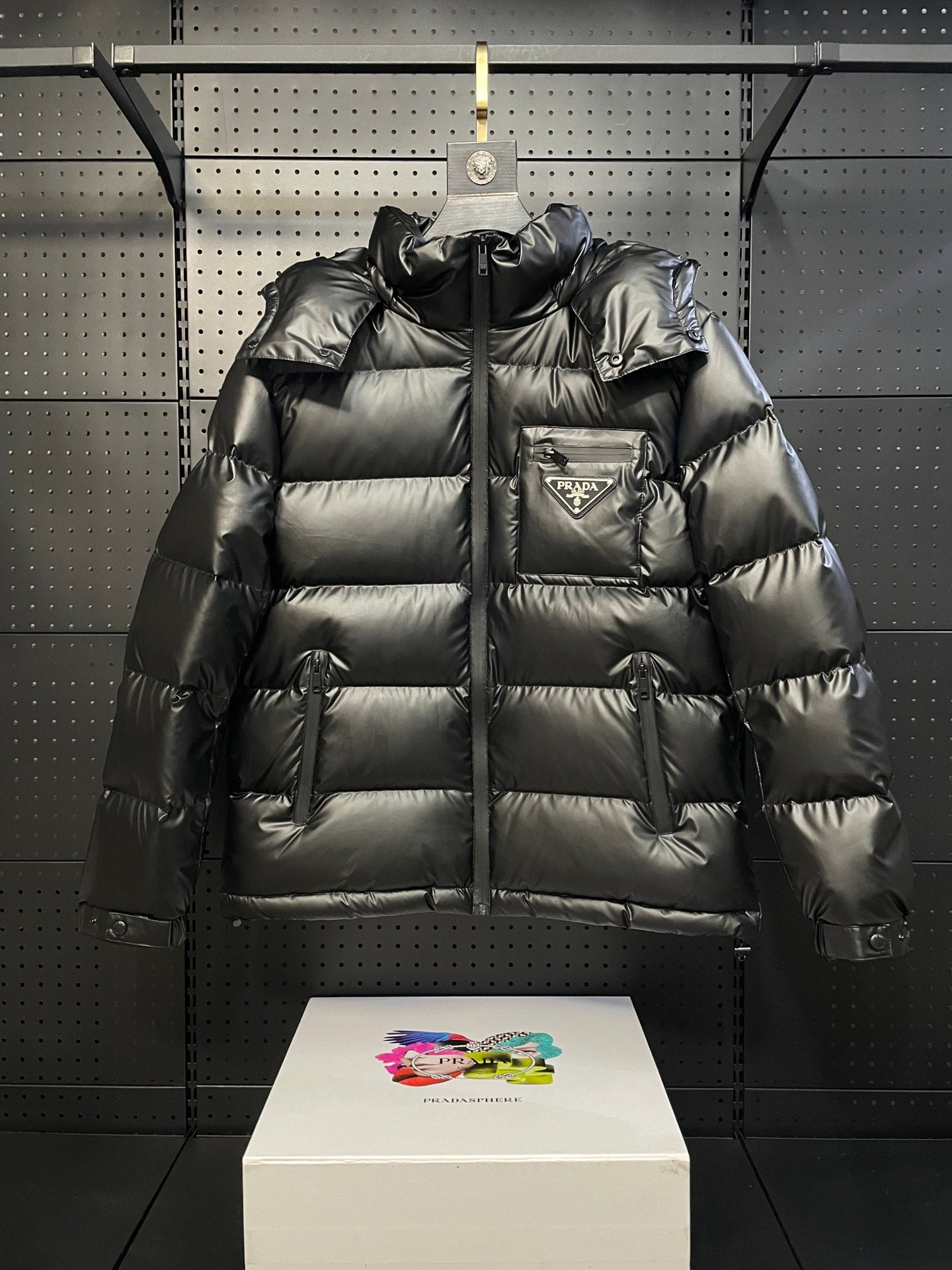 LuxluxHouse Prada Coats & Jackets NO.3