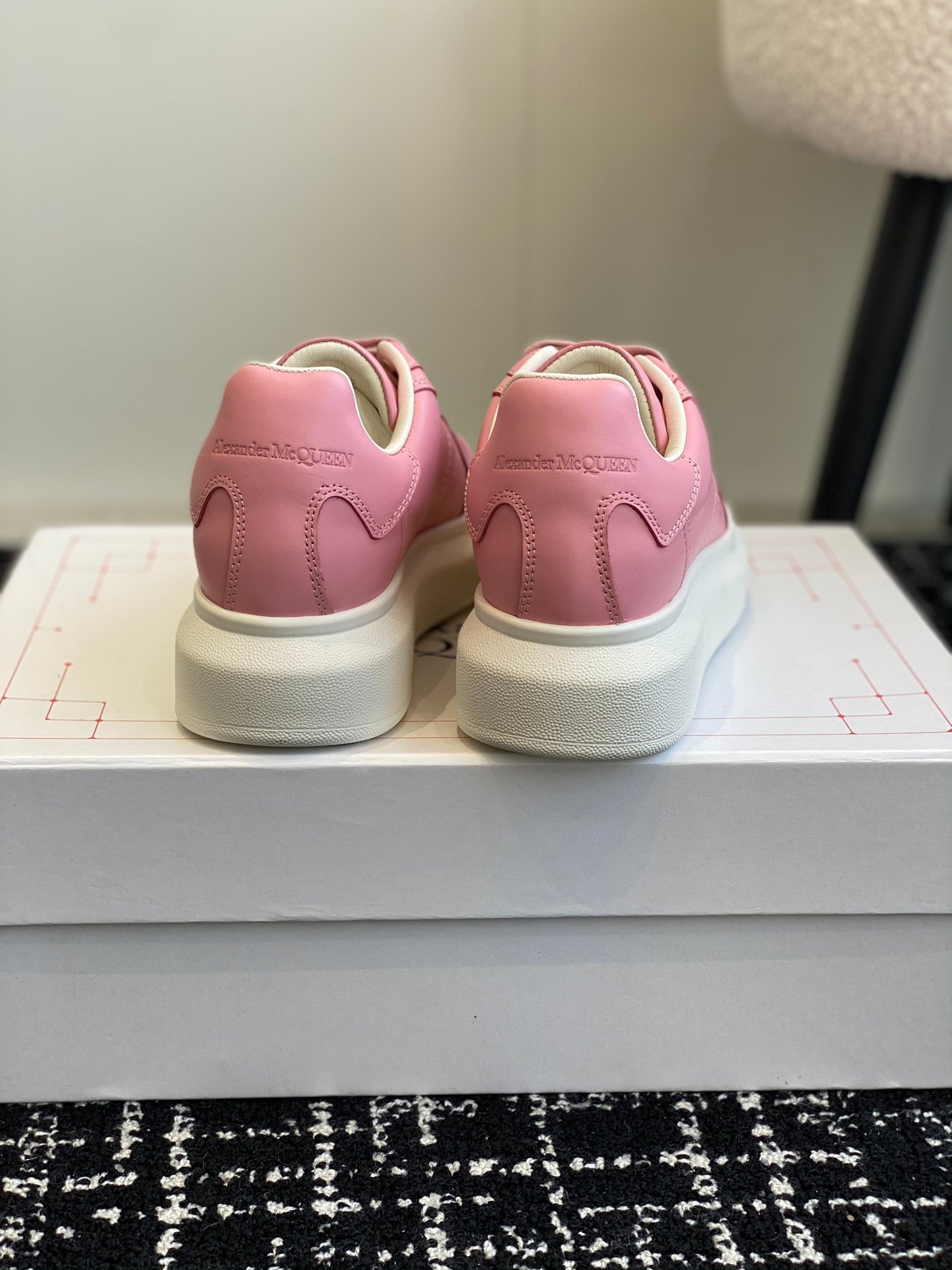 LuxluxHouse Best Quality Shoes Alexander McQueen