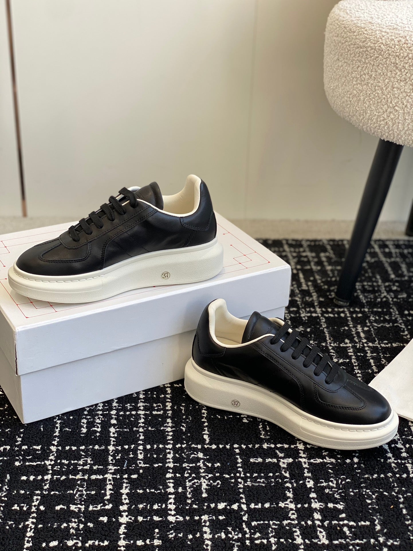 LuxluxHouse Best Quality Shoes Alexander McQueen