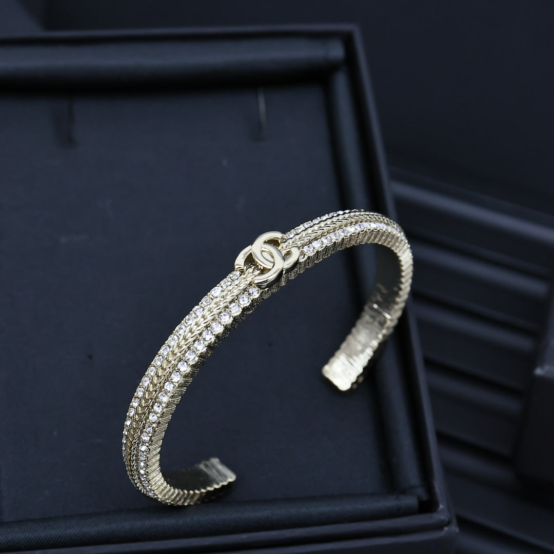 LuxluxHouse Best Quality Accessories Bracelet Bracelet Earrings Chanel Earrings