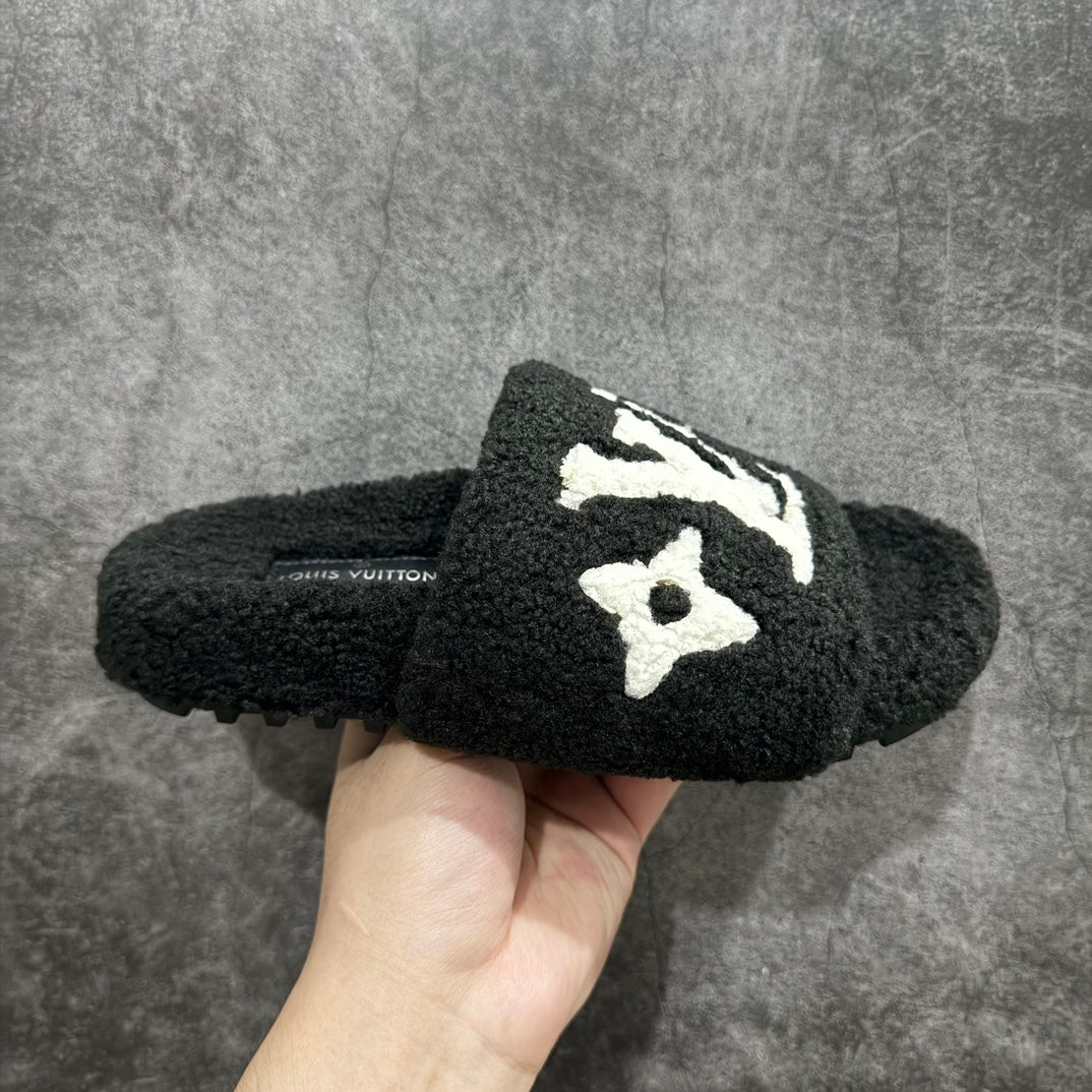 LuxluxHouse Best Quality Shoes Louis Vuitton