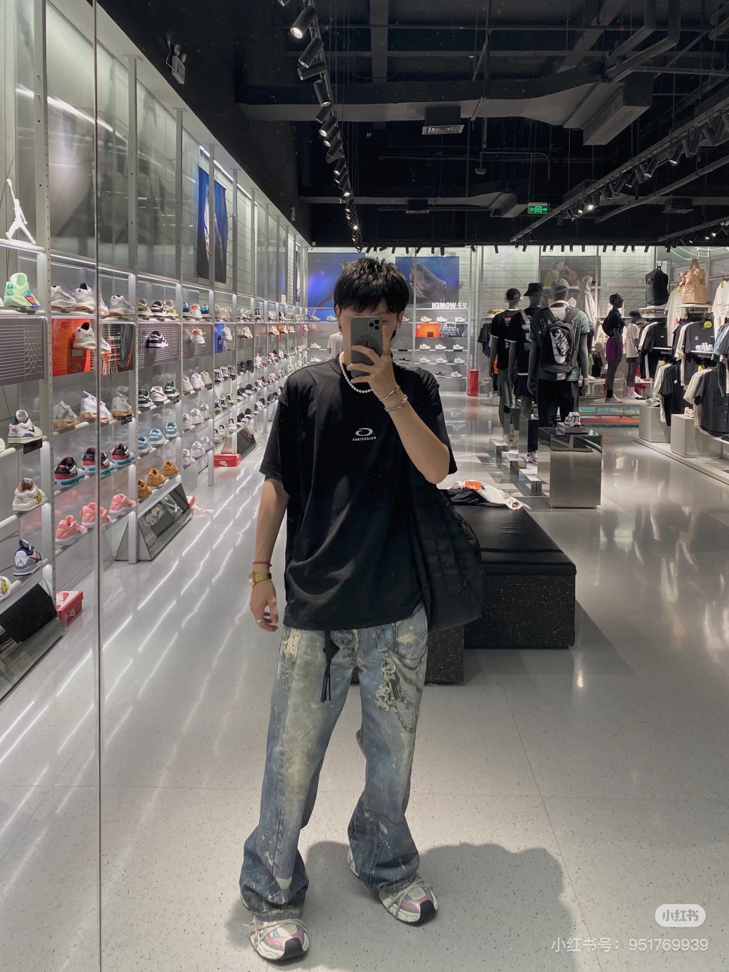 LuxluxHouse Best Quality Clothes Balenciaga T-shirt