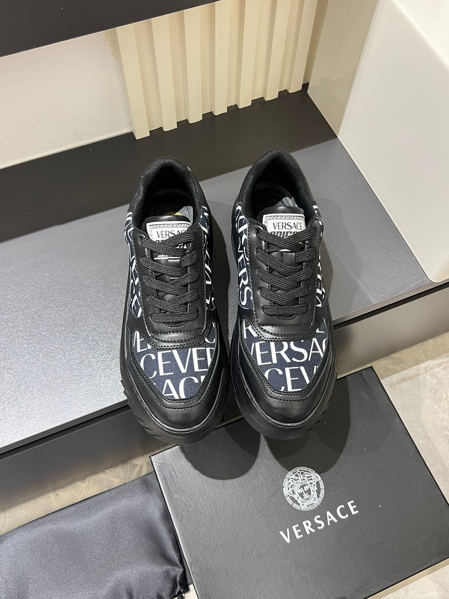LuxluxHouse Best Quality Shoes Versace
