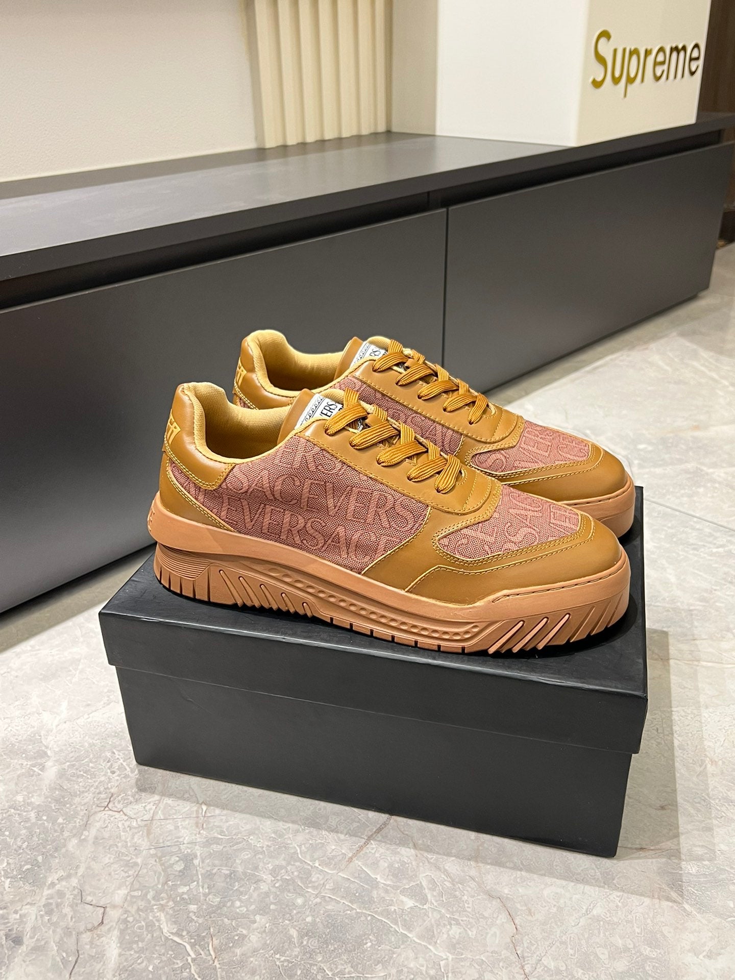 LuxluxHouse Best Quality Shoes Versace