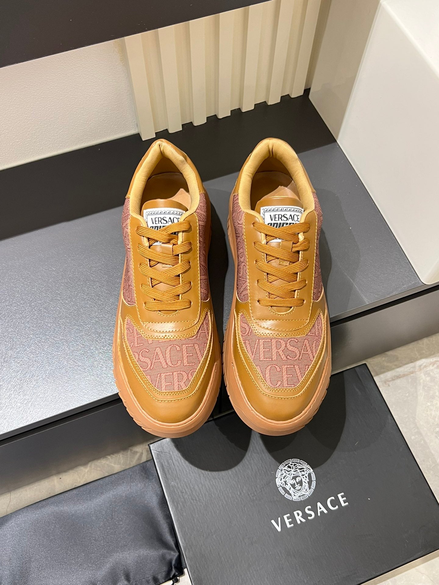 LuxluxHouse Best Quality Shoes Versace