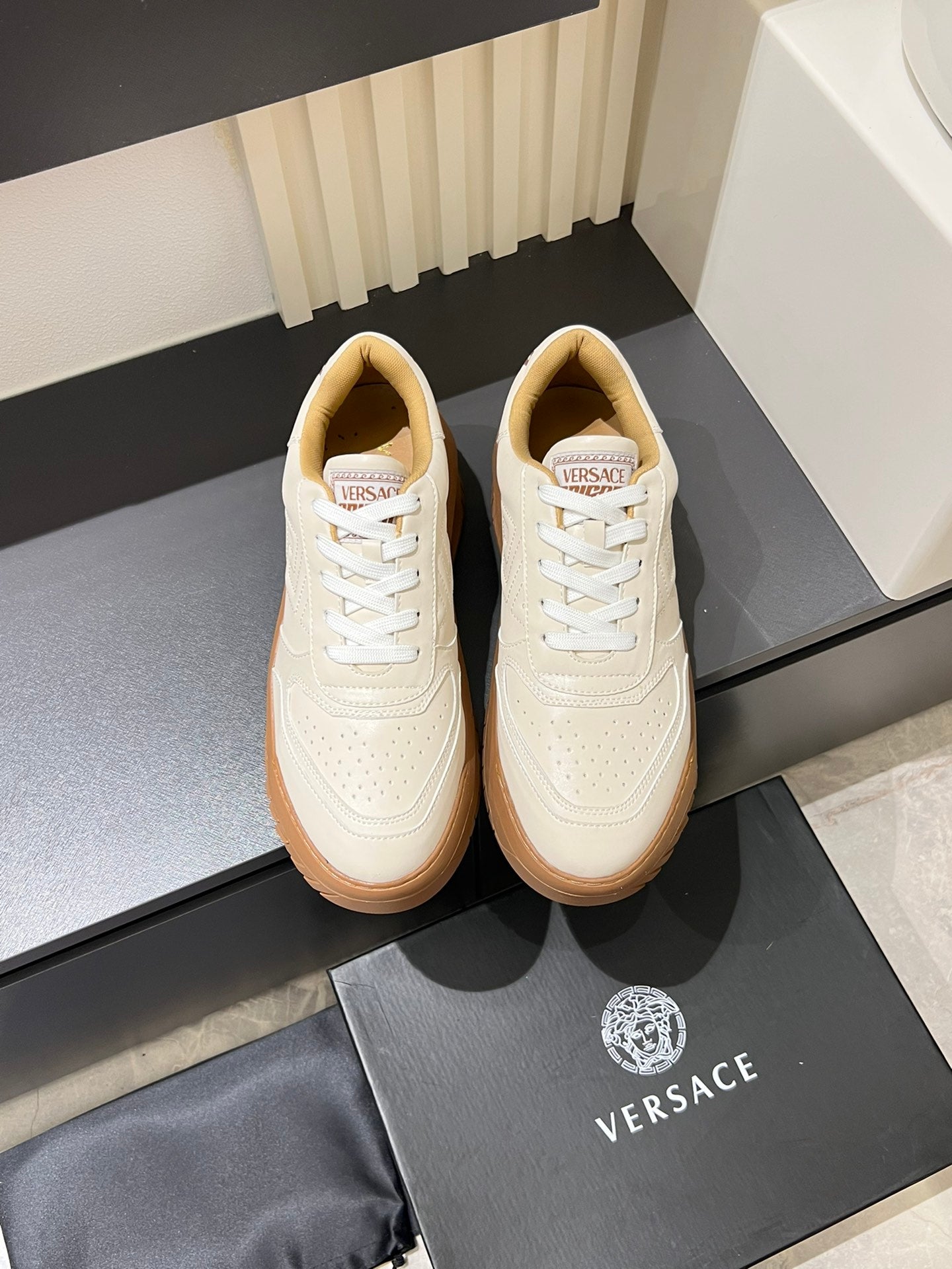 LuxluxHouse Best Quality Shoes Versace