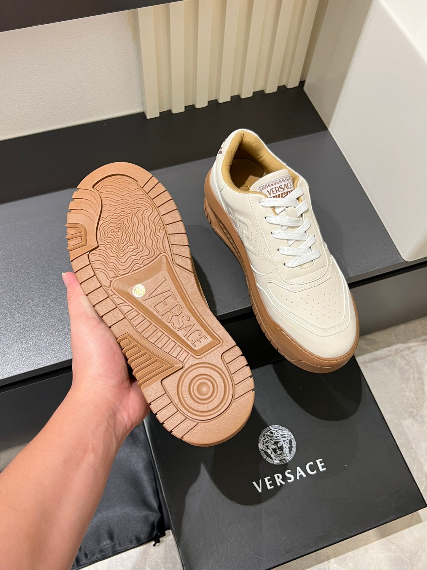 LuxluxHouse Best Quality Shoes Versace
