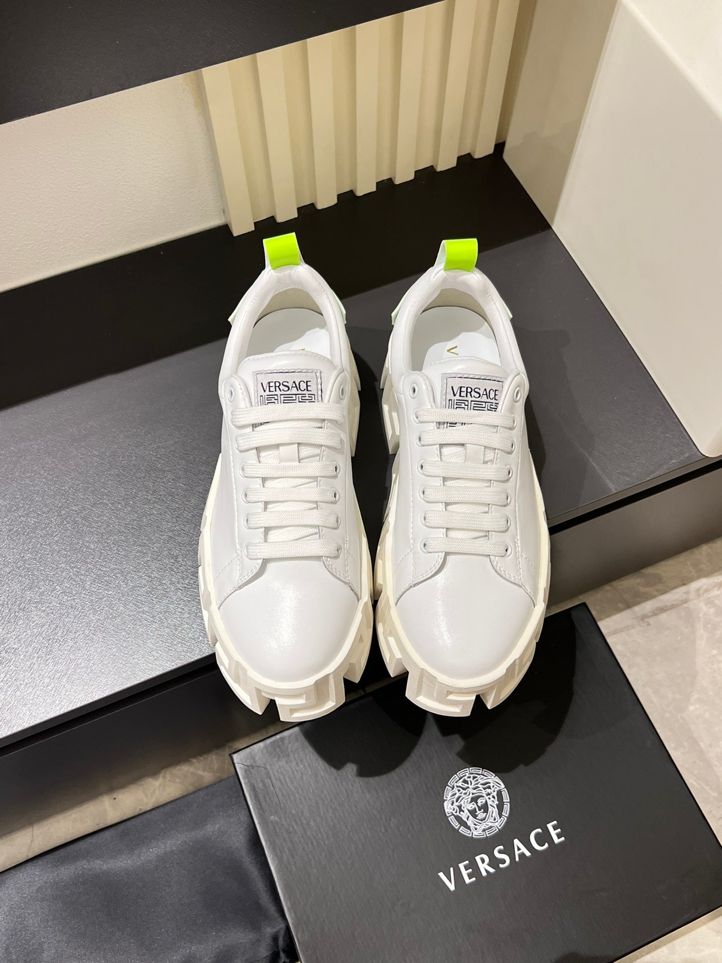 LuxluxHouse Best Quality Shoes Versace