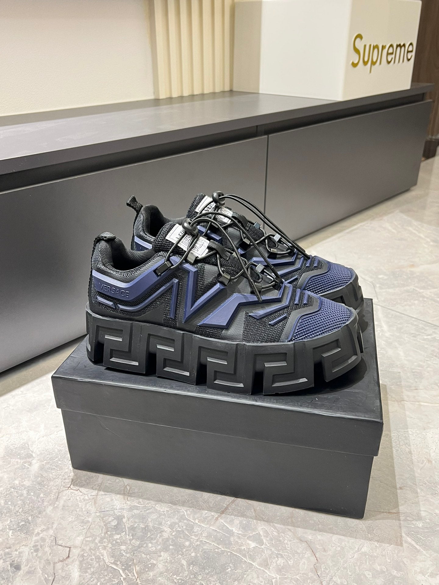 LuxluxHouse Best Quality Shoes Versace