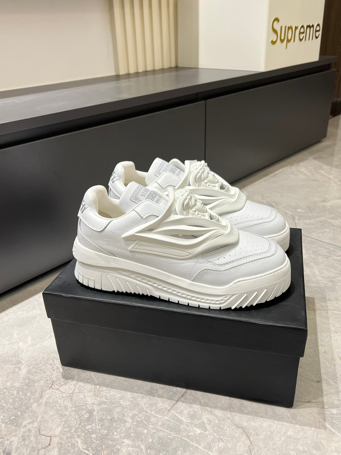 LuxluxHouse Best Quality Shoes Versace