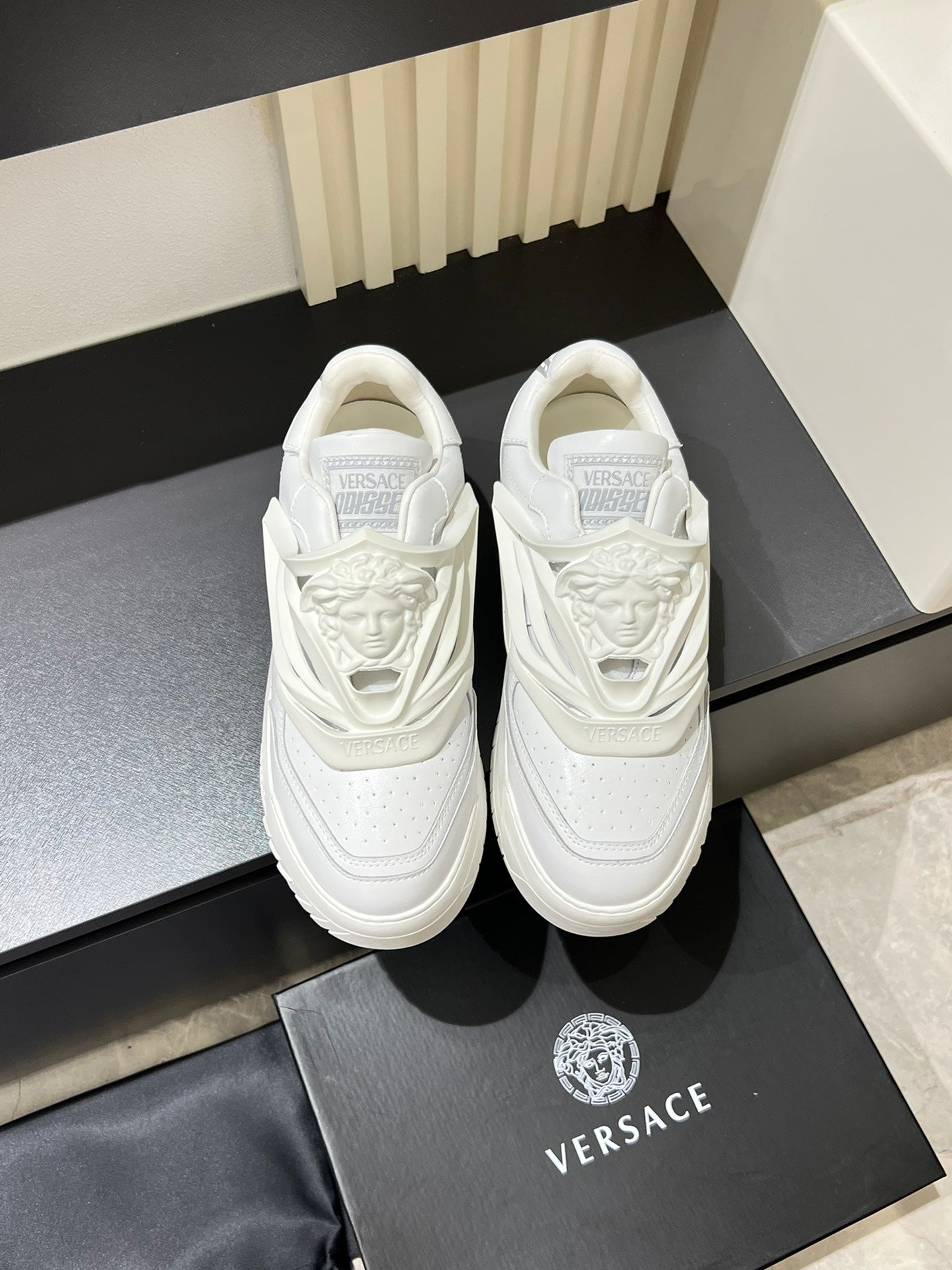 LuxluxHouse Best Quality Shoes Versace