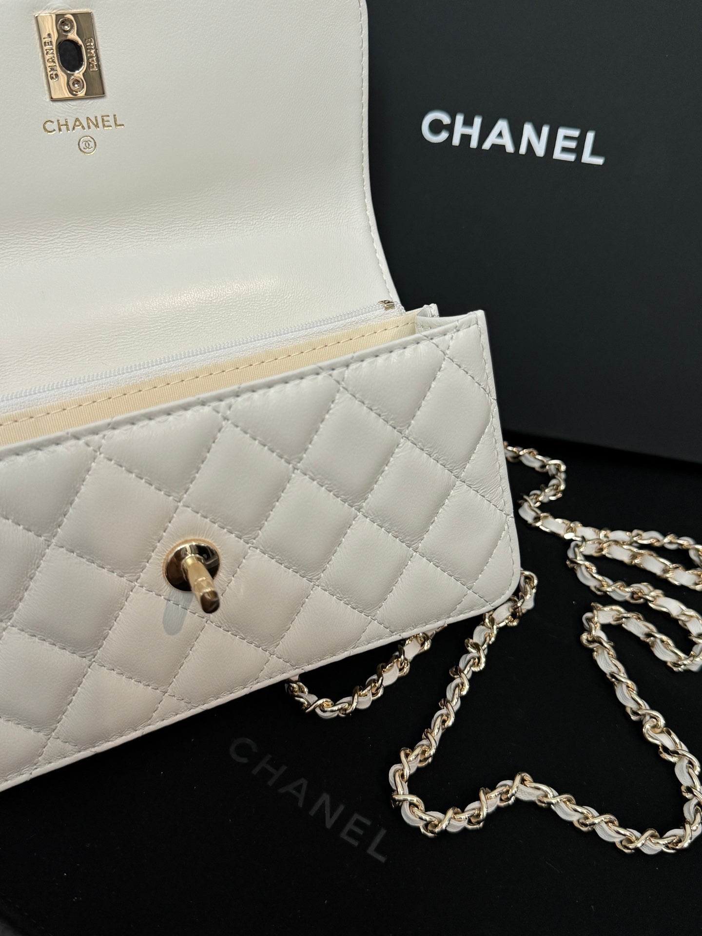 LuxluxHouse Best Quality Bags Chanel Women