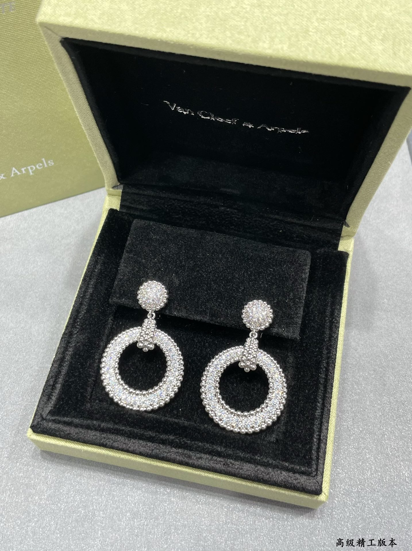 LuxluxHouse Best Quality Accessories Van Cleef & Arpels