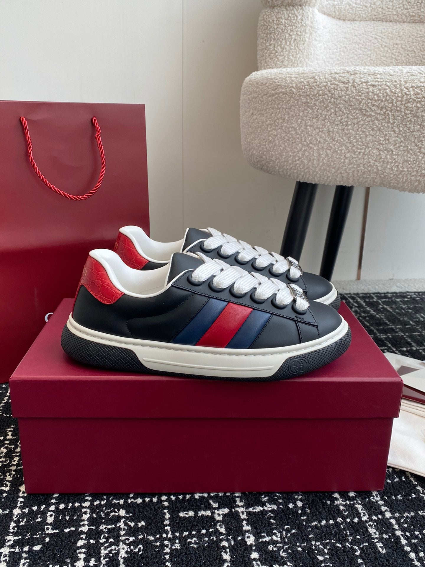 LuxluxHouse Best Quality Shoes Gucci