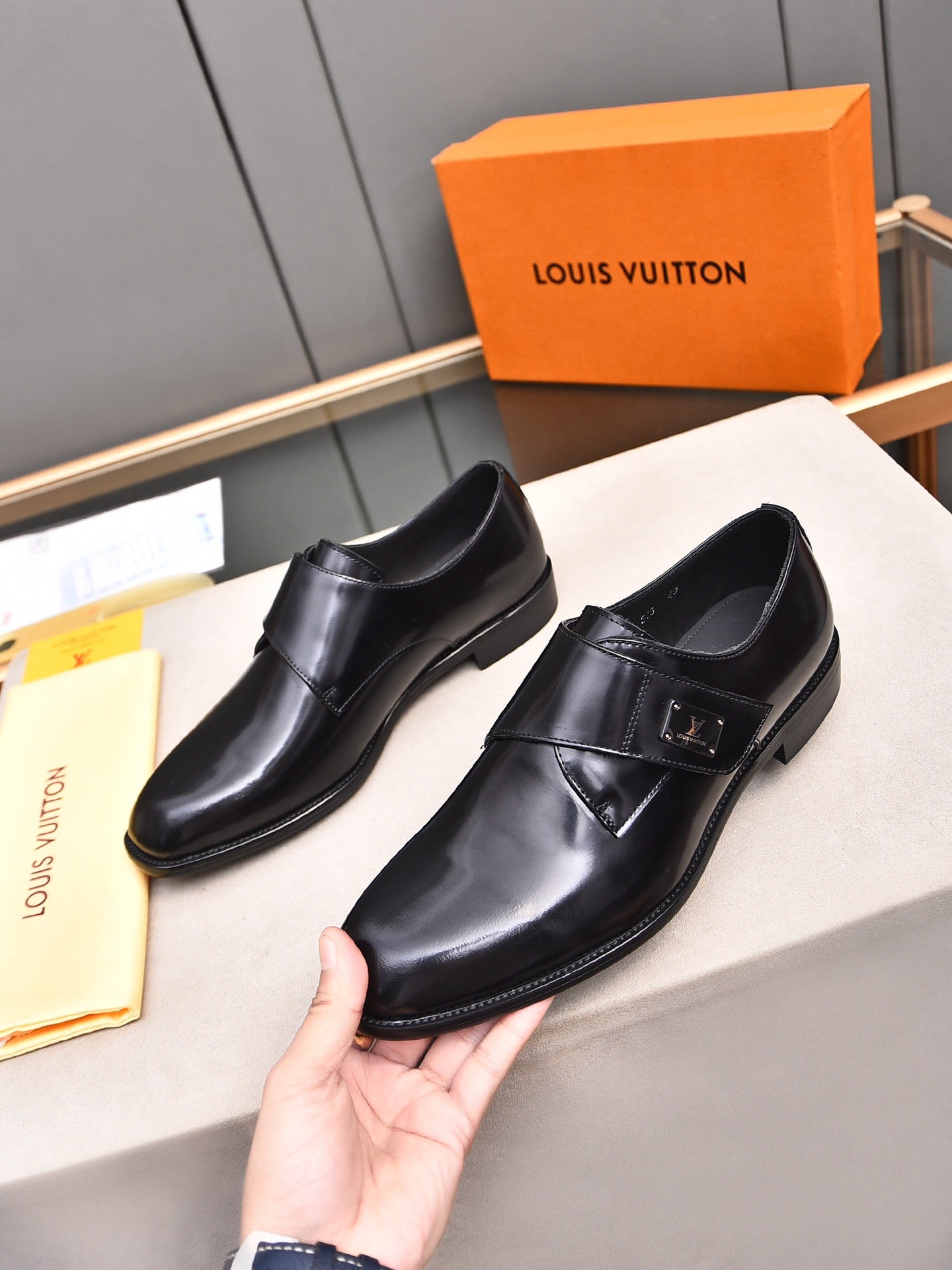 LuxluxHouse Best Quality Louis Vuitton Dress Shoes