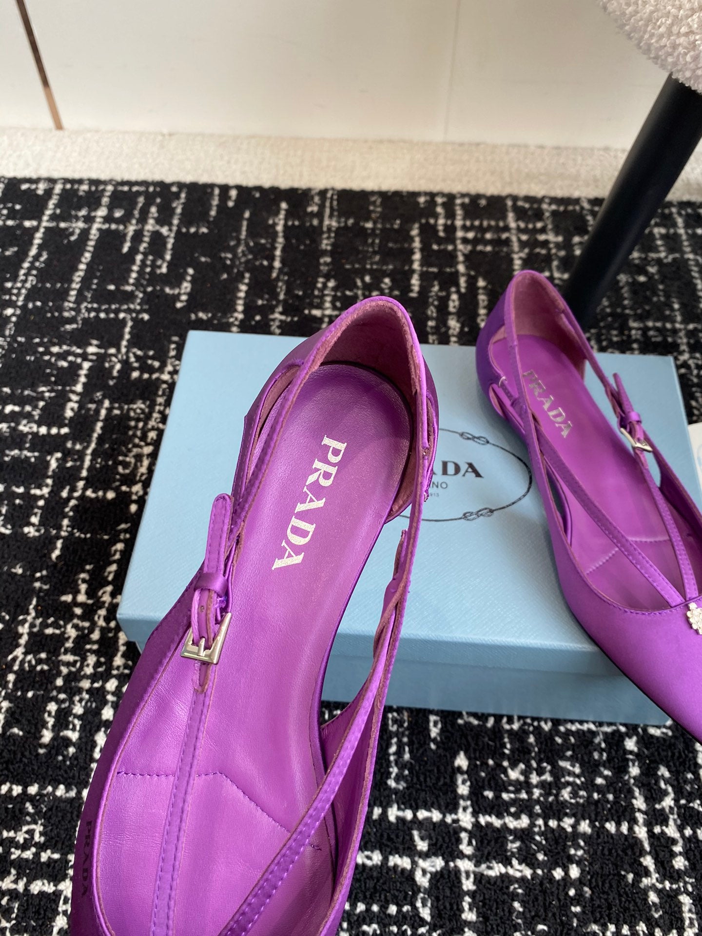 LuxluxHouse Best Quality Women Shoes Prada