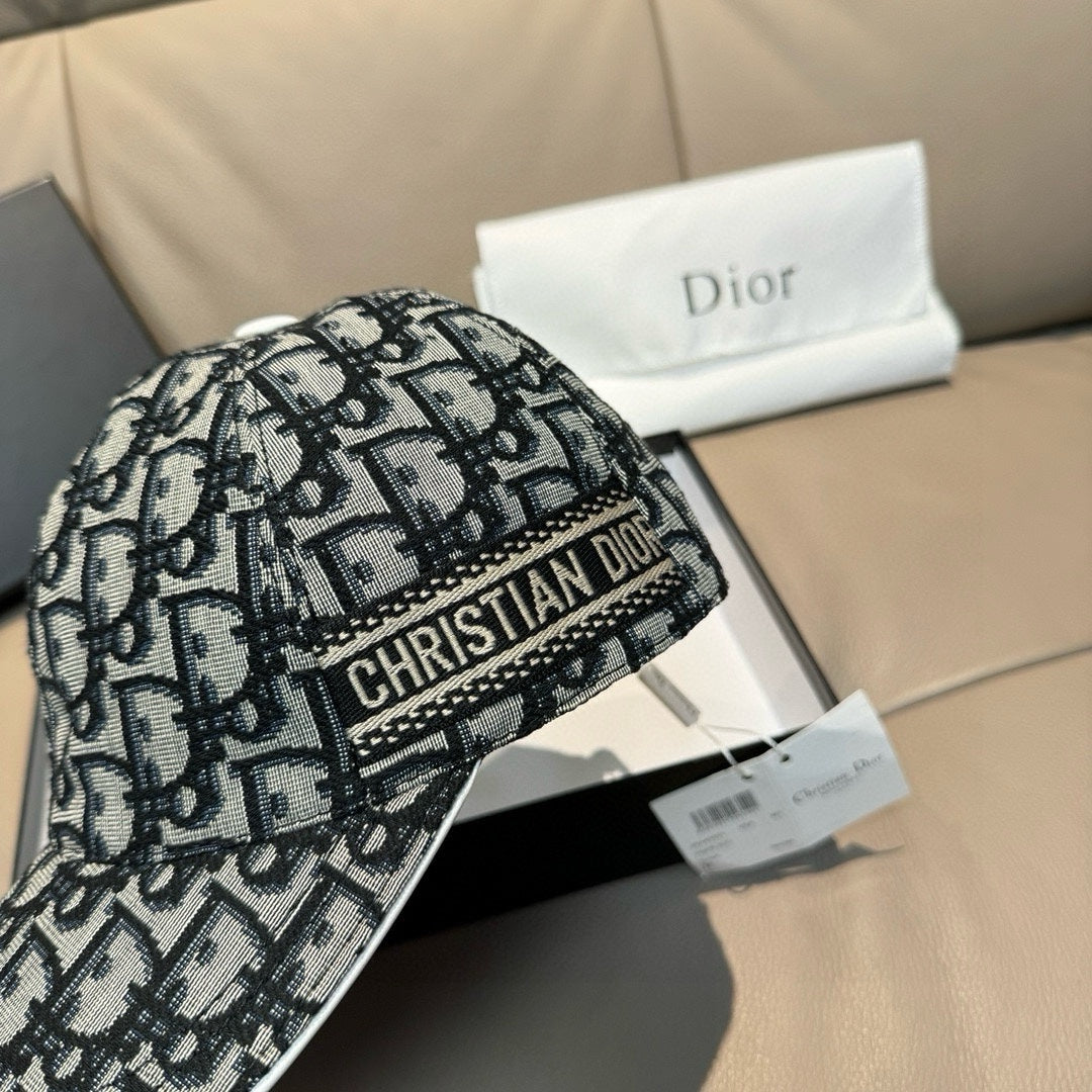 LuxluxHouse Best Quality Caps Dior