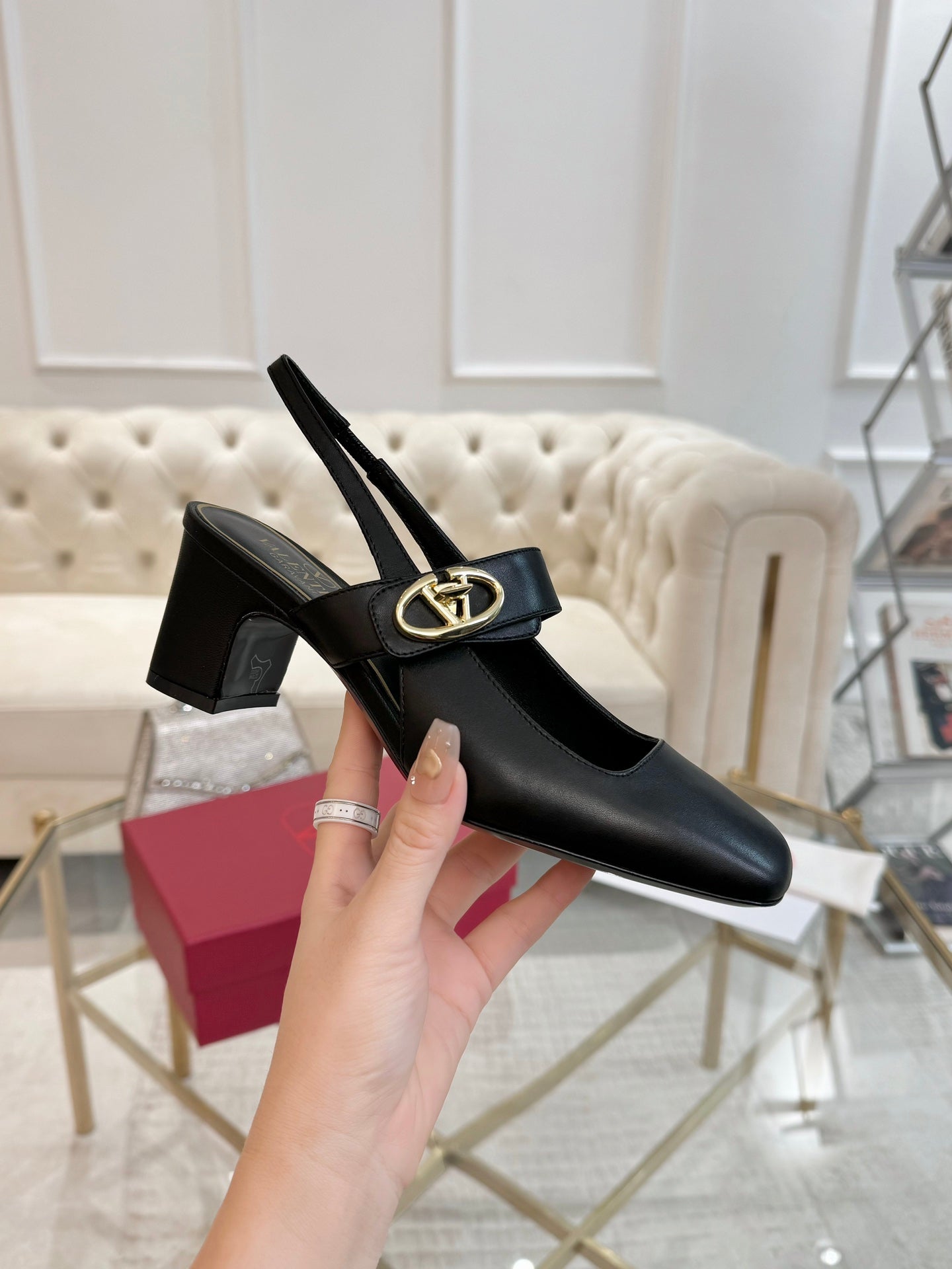 LuxluxHouse Best Quality Valentino Women Shoes