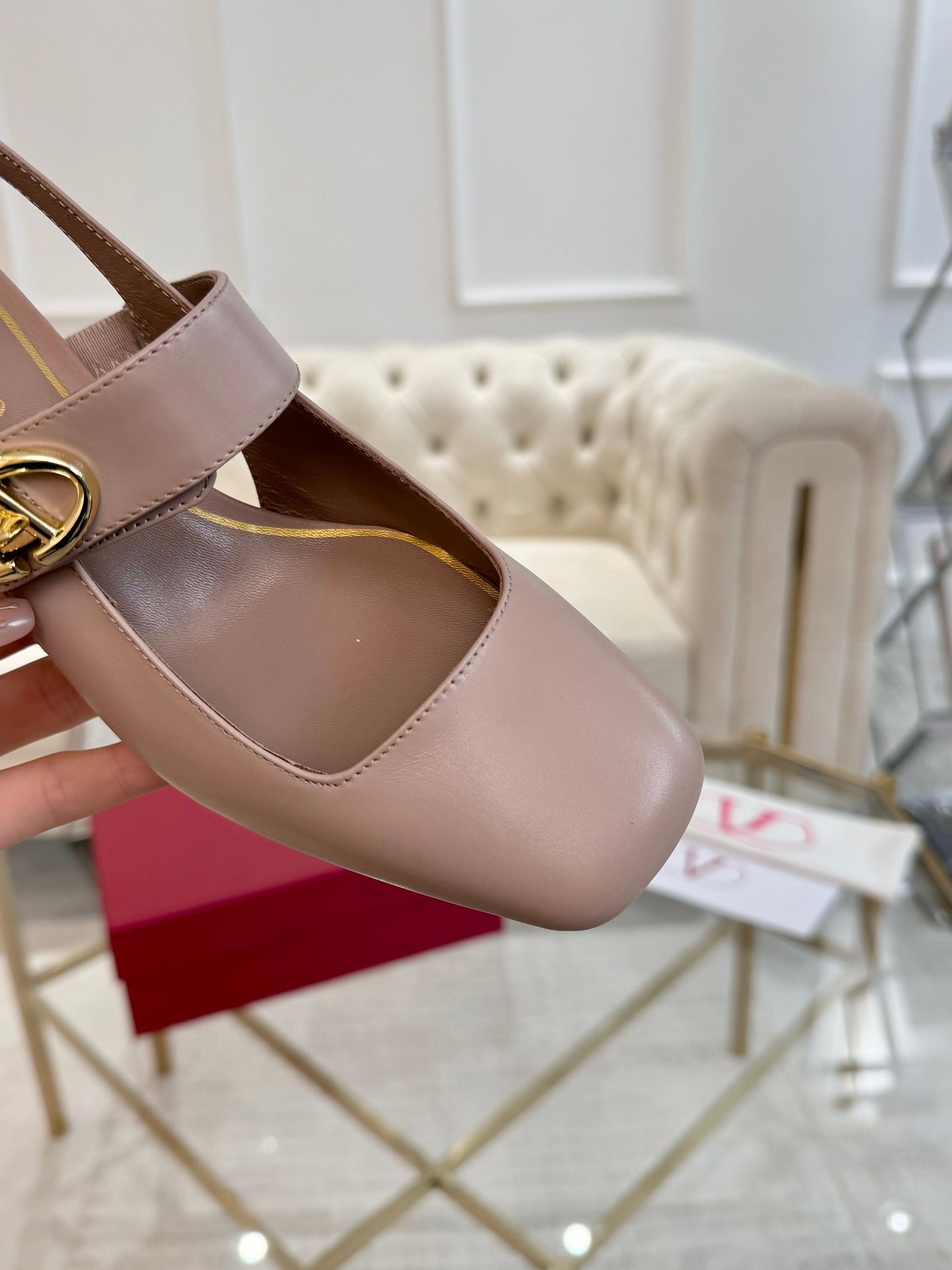 LuxluxHouse Best Quality Valentino Women Shoes