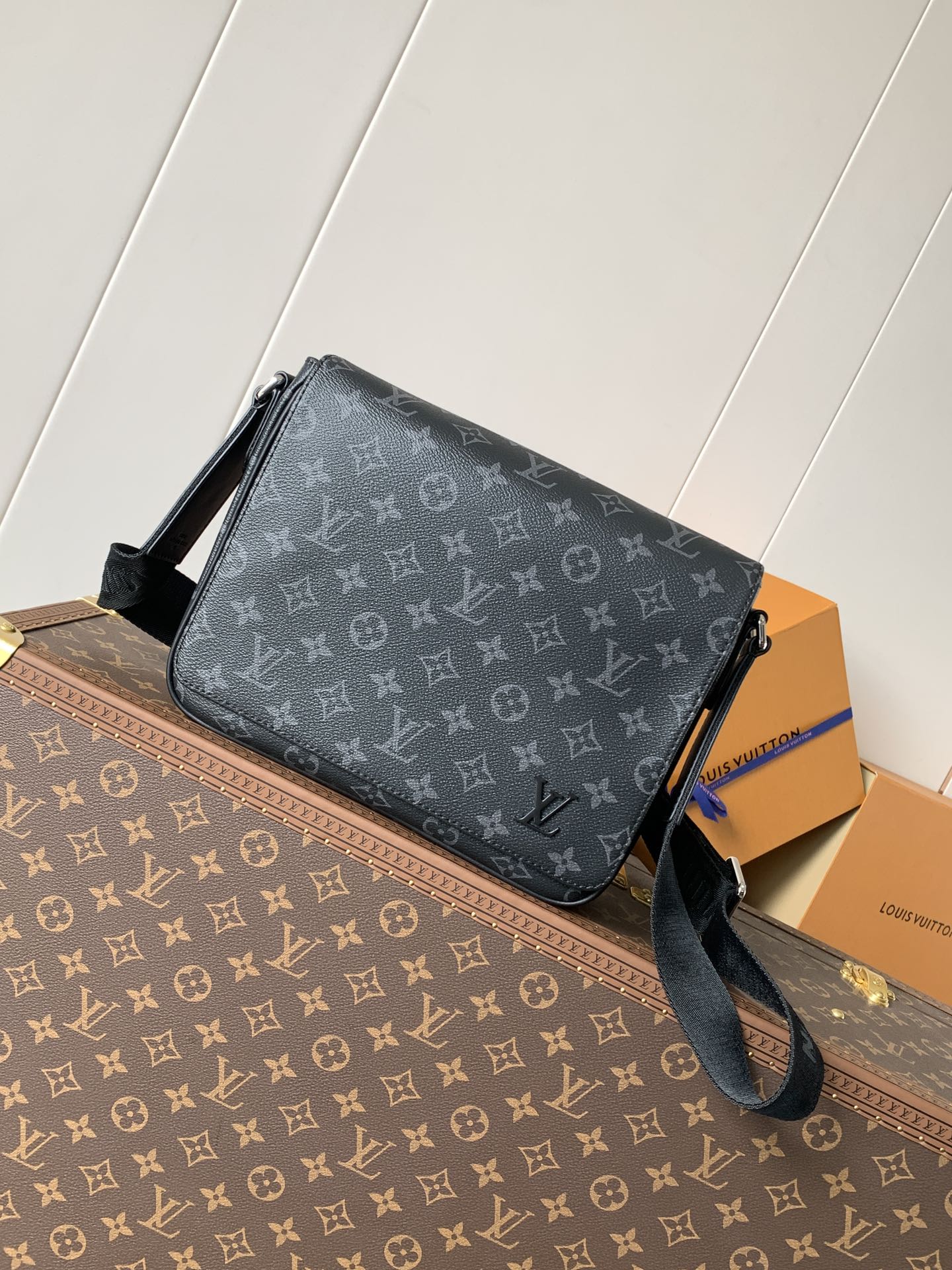 LuxluxHouse Best Quality Bags Louis Vuitton Men