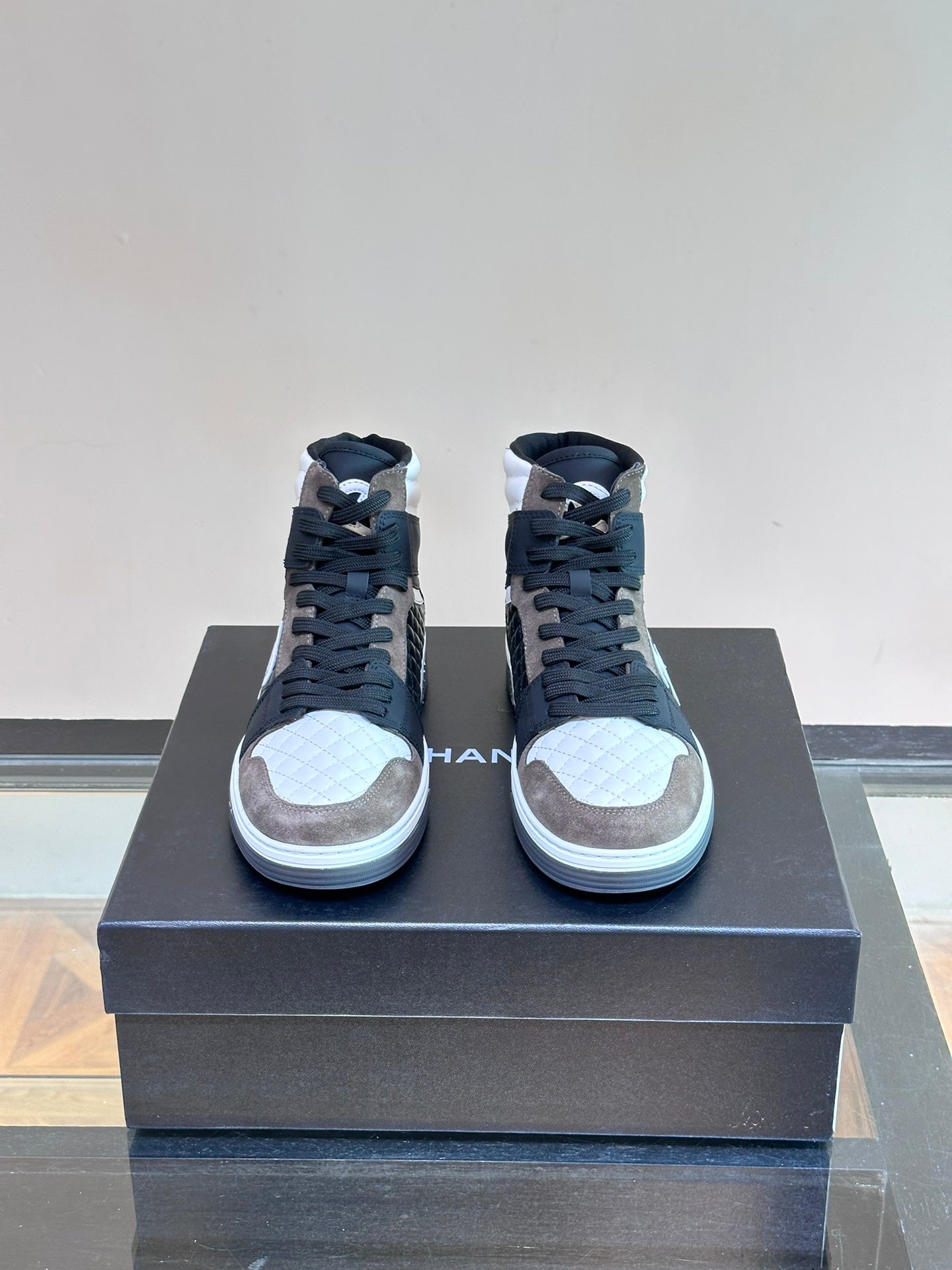 LuxluxHouse Best Quality Shoes Chanel