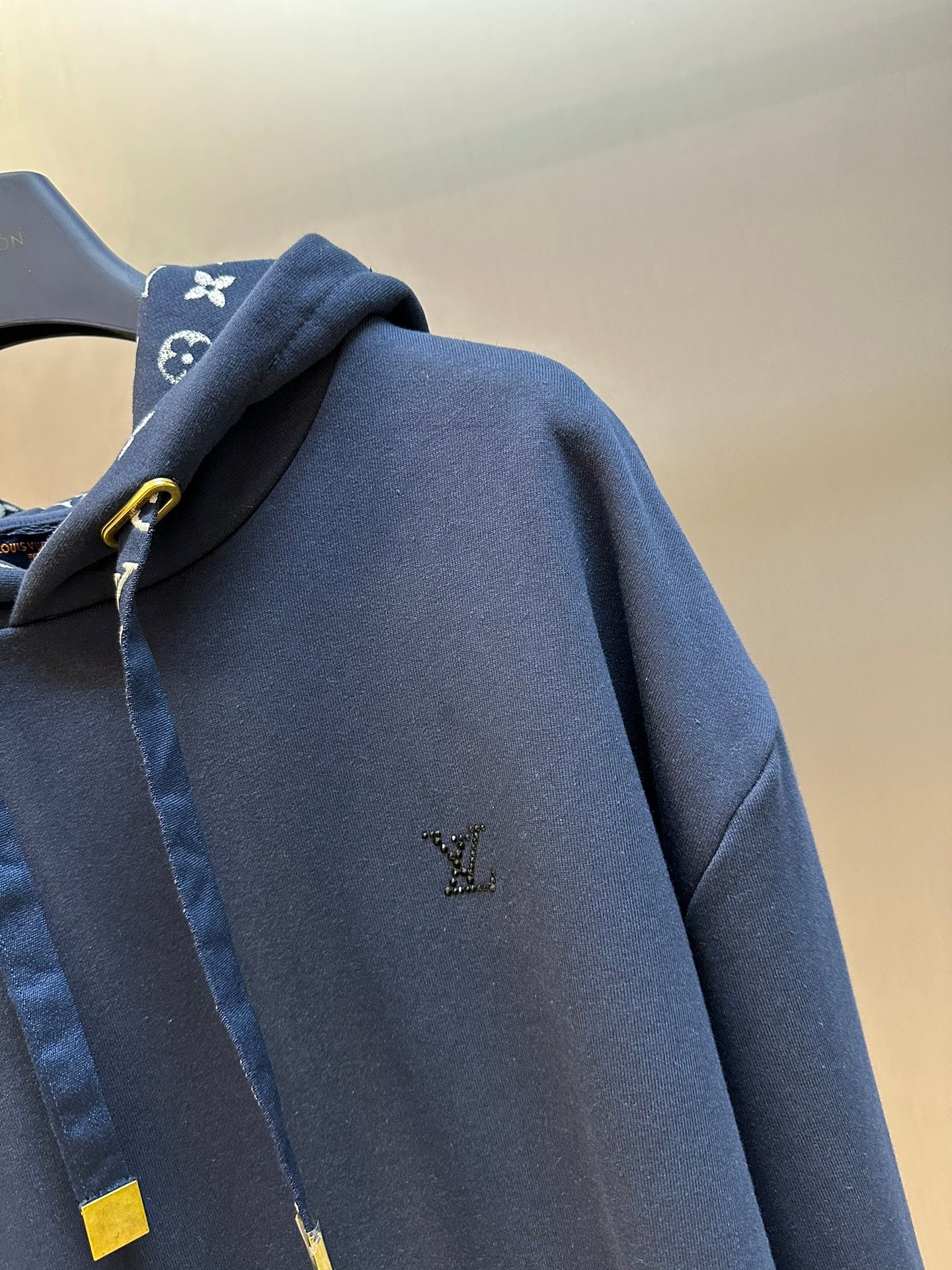 LuxluxHouse Best Quality Clothes Hoodie & Sweater Louis Vuitton